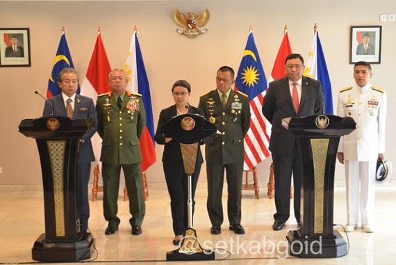 Jokowi Terima Menlu dan Panglima Tentara Malaysia dan Filipina di Yogya