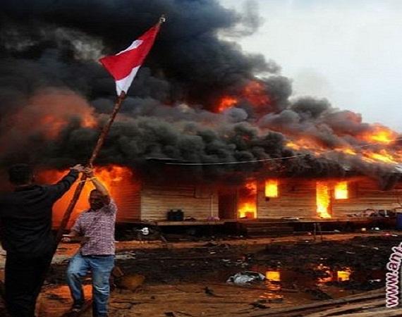 Gafatars' homes were stoned and burnt to the ground in Kalimantan. (Photo: Antara) 