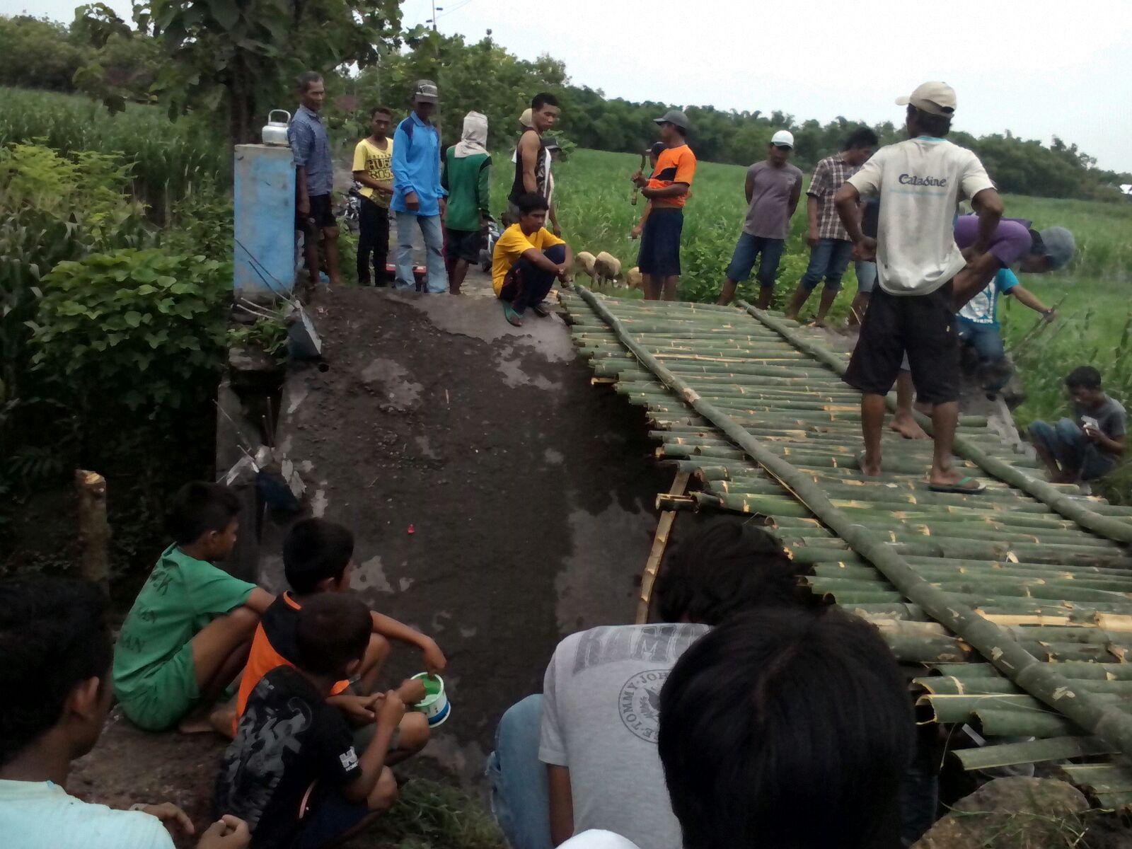 Jembatan Roboh, Dua Desa di Jombang Terisolir