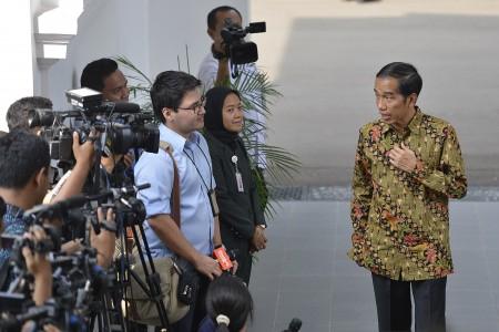 Jokowi Tunjuk 9 Perempuan Seleksi Pimpinan KPK 